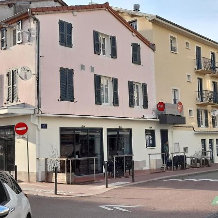 Bourg Centre Résidence Exterior foto